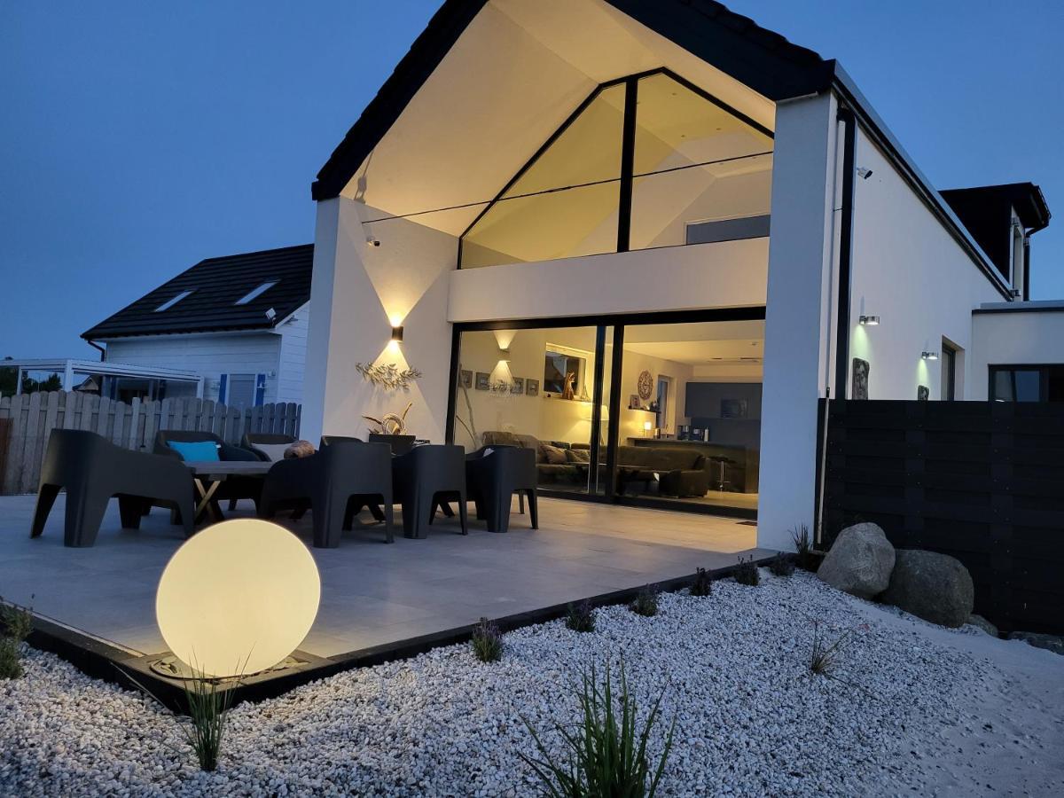 Robson Beach I Sauna, Jacuzzi Miedzywodzie Luaran gambar