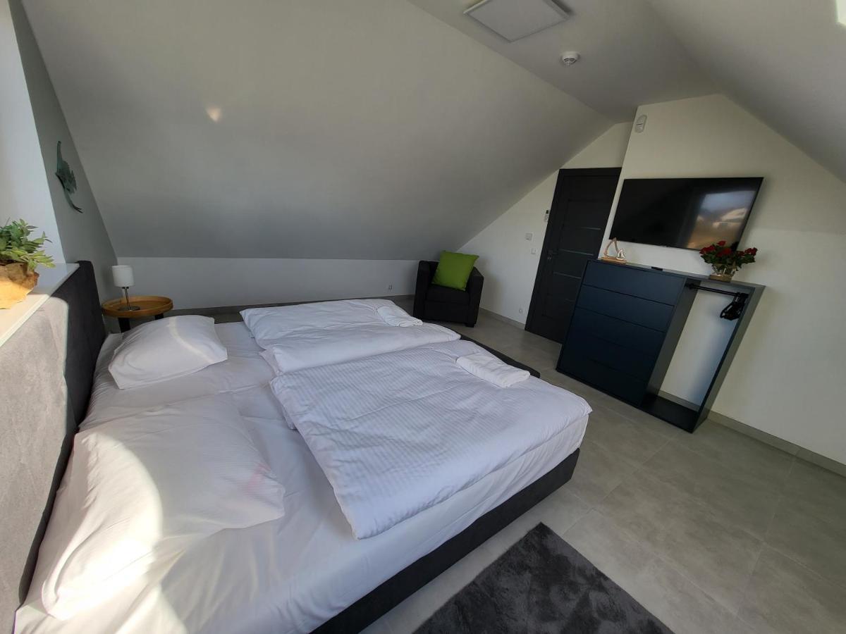 Robson Beach I Sauna, Jacuzzi Miedzywodzie Luaran gambar