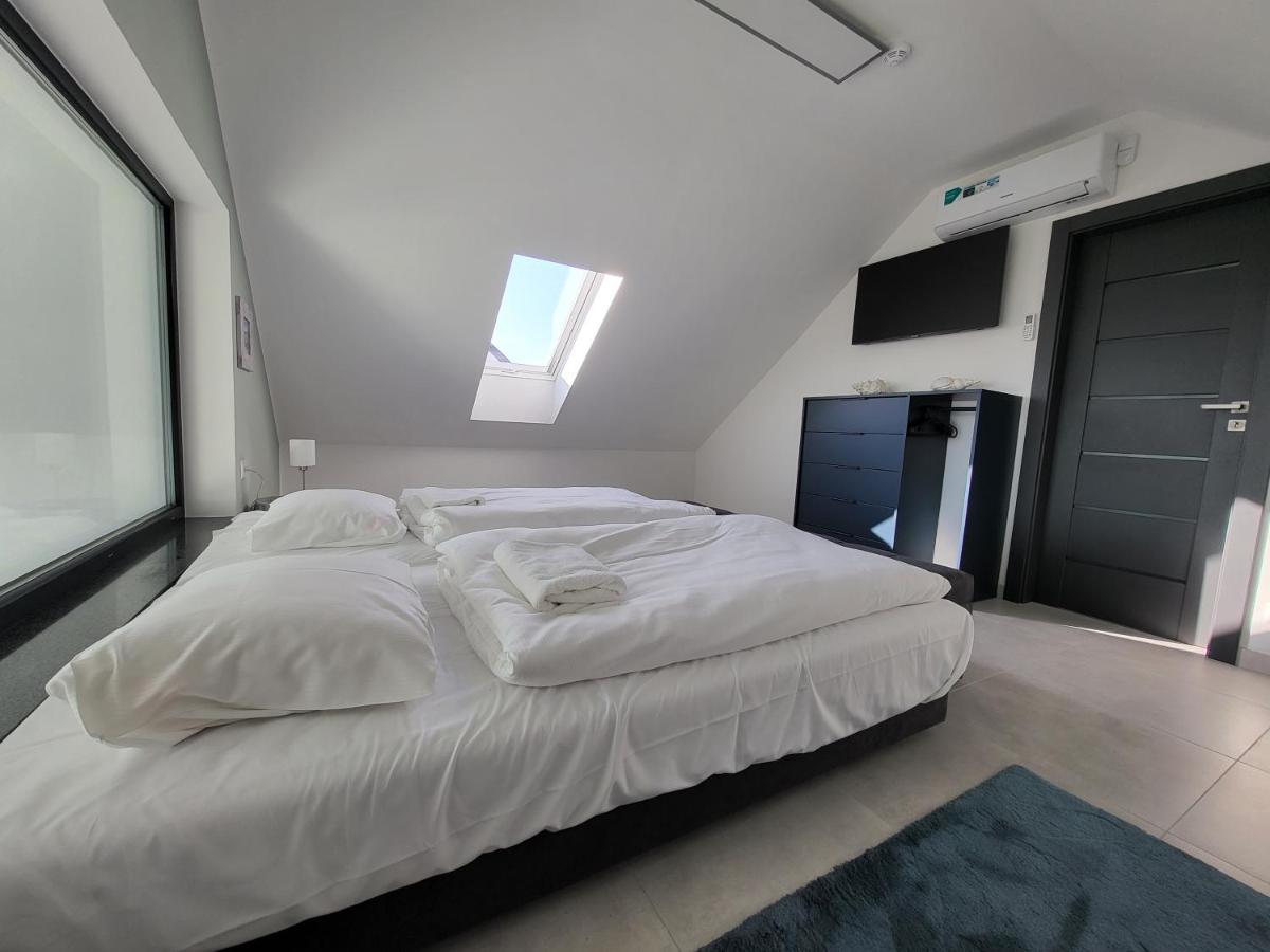 Robson Beach I Sauna, Jacuzzi Miedzywodzie Luaran gambar